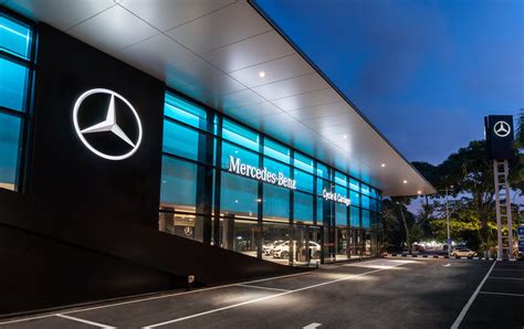 Mercedes-Benz dealer